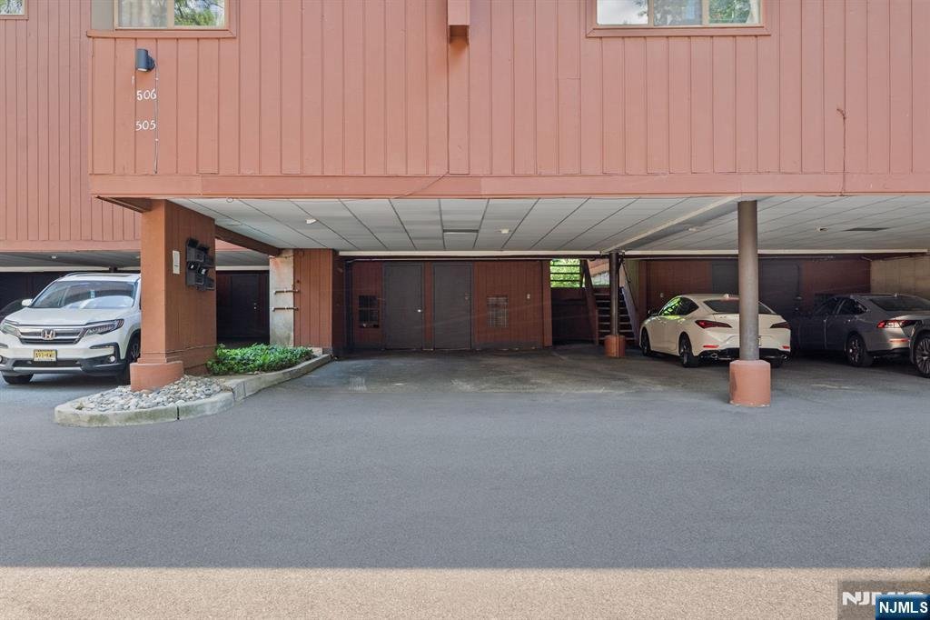 Condo in Secaucus, New Jersey, United States 3 - 15709290