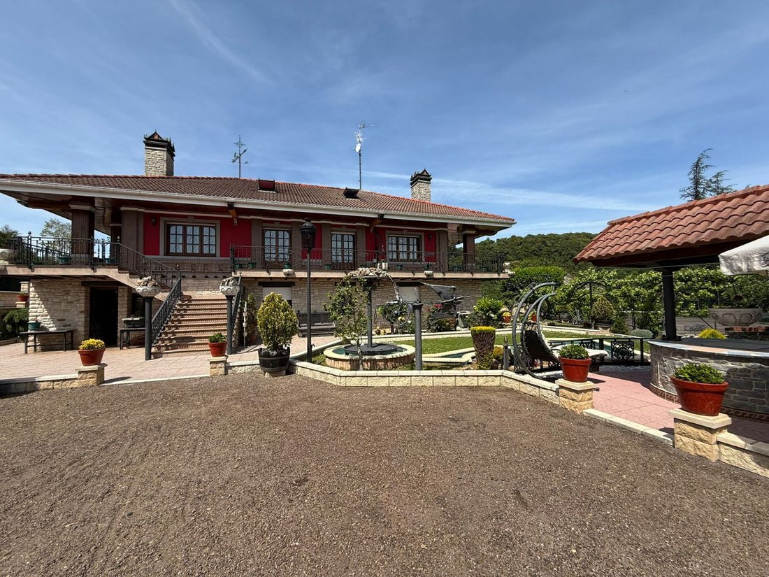 House in Mirador Entrambasaguas, Valle de Mena, Castile and Leon 4 - 15709513