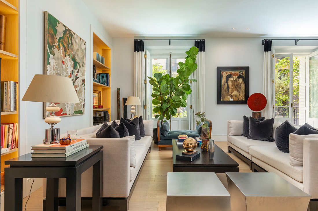 Visual Reference: Bright Apartment With High Ceilings In Almagro In Chamberi Madrid