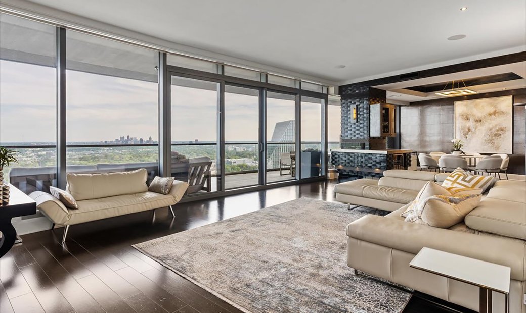 Stunning High End Condo In Luxurious High In Atlanta, Georgia, United ...