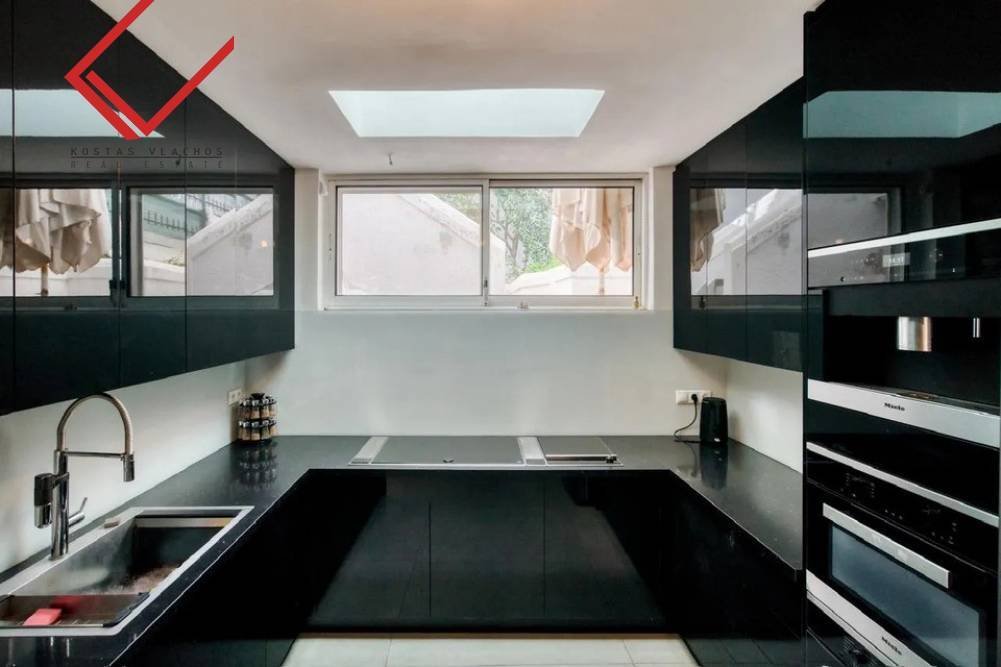 House in Vouliagmeni, Attica, Greece 3 - 15708726