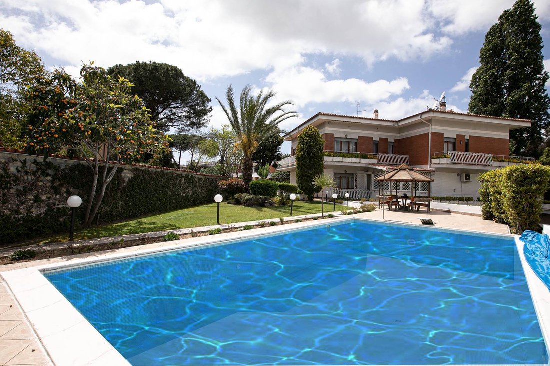 House in Infernetto, Rome, Lazio 1 - 12939385