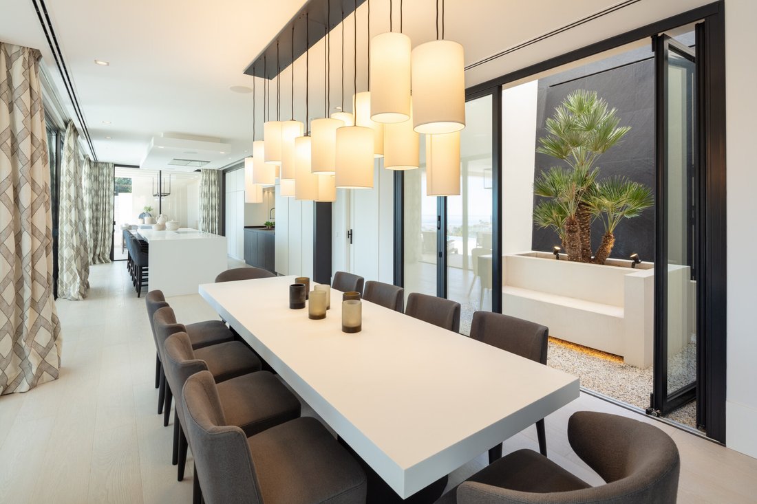 Villa in La Quinta, Benahavis, Andalusia 5 - 15709382