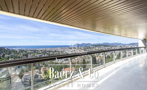 Penthouse in Vieux Cannet, Le Cannet, France 1