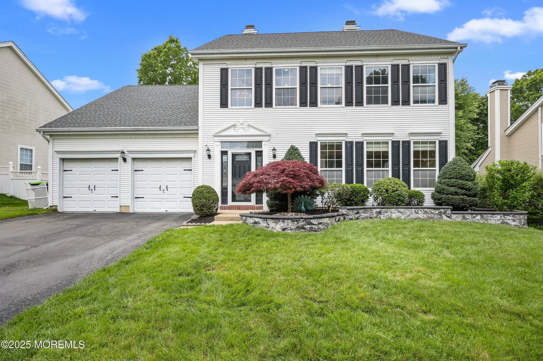 House in Marlboro Township, New Jersey, United States 2 - 15710425