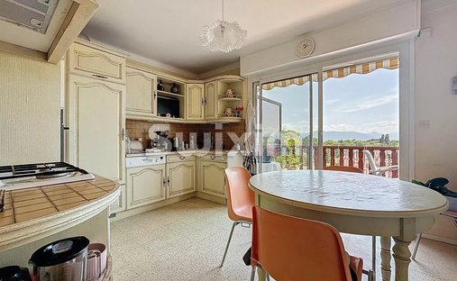 Castle for Sale in Grilly, Auvergne-Rhône-Alpes, France