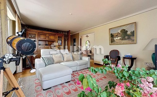 Castle for Sale in Grilly, Auvergne-Rhône-Alpes, France