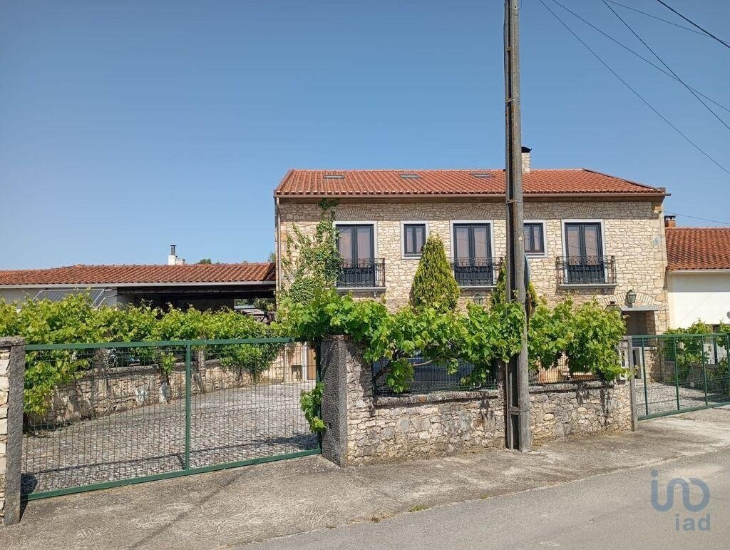 Townhouse in Nossa Senhora da Piedade, Santarem District, Portugal 1 - 15394420