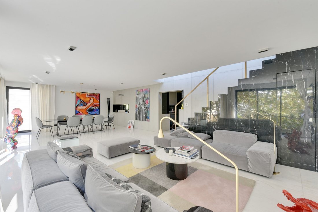 Apartment in Saint James-Delabordère, Neuilly-sur-Seine, France 2 - 15708546