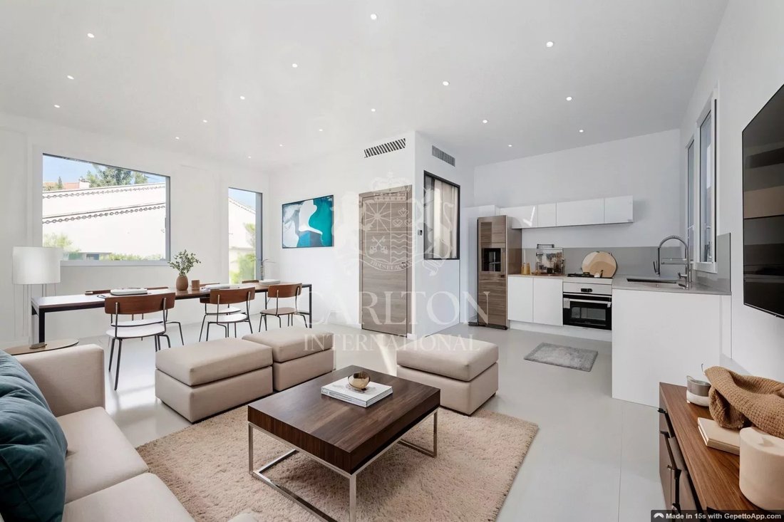 Townhouse in Vallergues, Cannes, France 2 - 15145896
