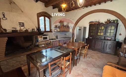 Country House in Roccastrada, Tuscany, Italy 1