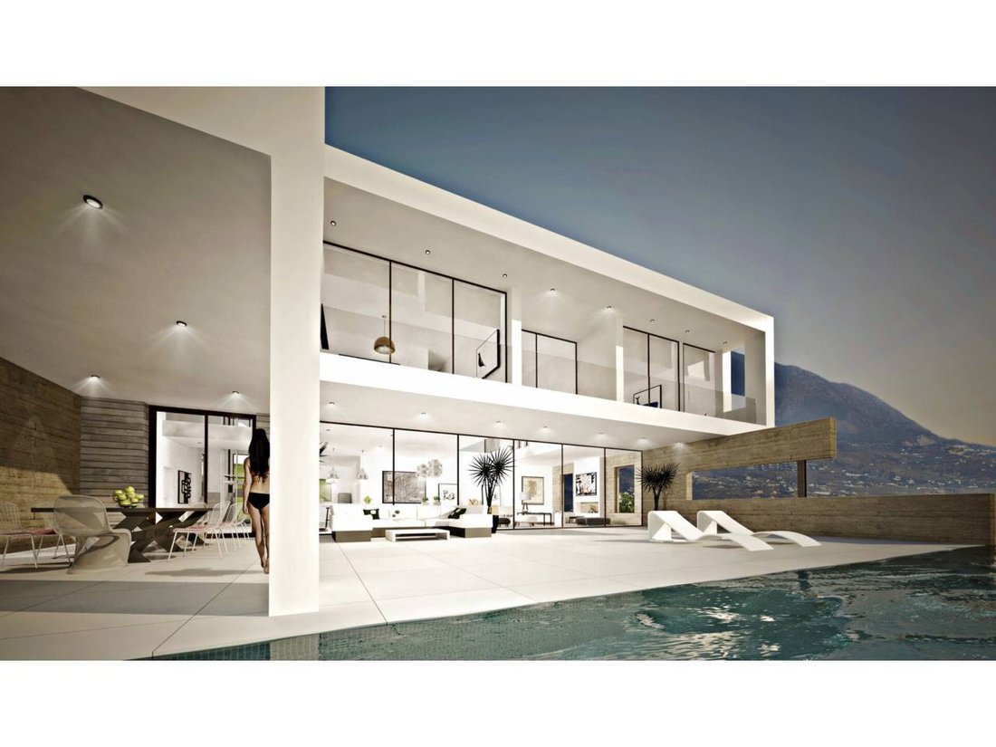 House in Elviria-Cabopino, Marbella, Spain 3 - 15711222