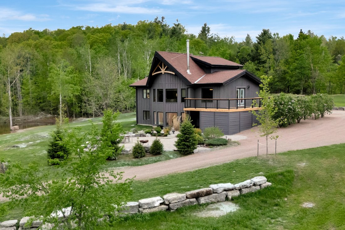 House in Marmora, Ontario, Canada 2 - 15714753