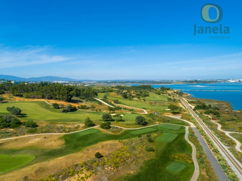 Land for sale in Lagos, Portugal — €1,250,000