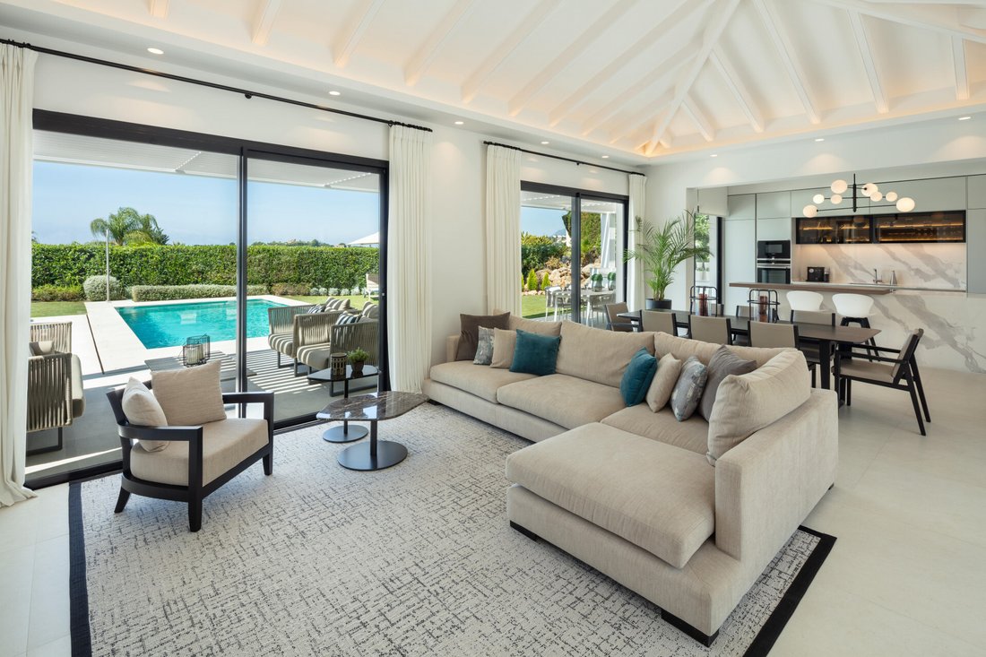 Villa in Nueva Andalucia, Marbella, Spain 2 - 15709423