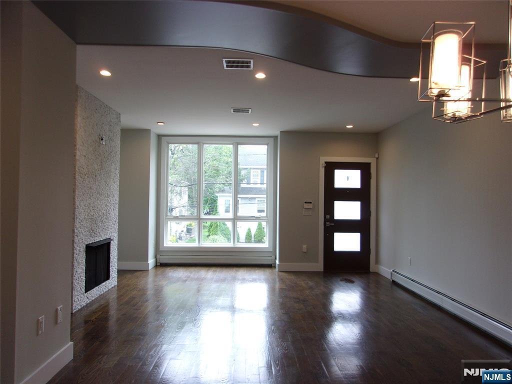 Condo in Fort Lee, New Jersey, United States 3 - 15714503
