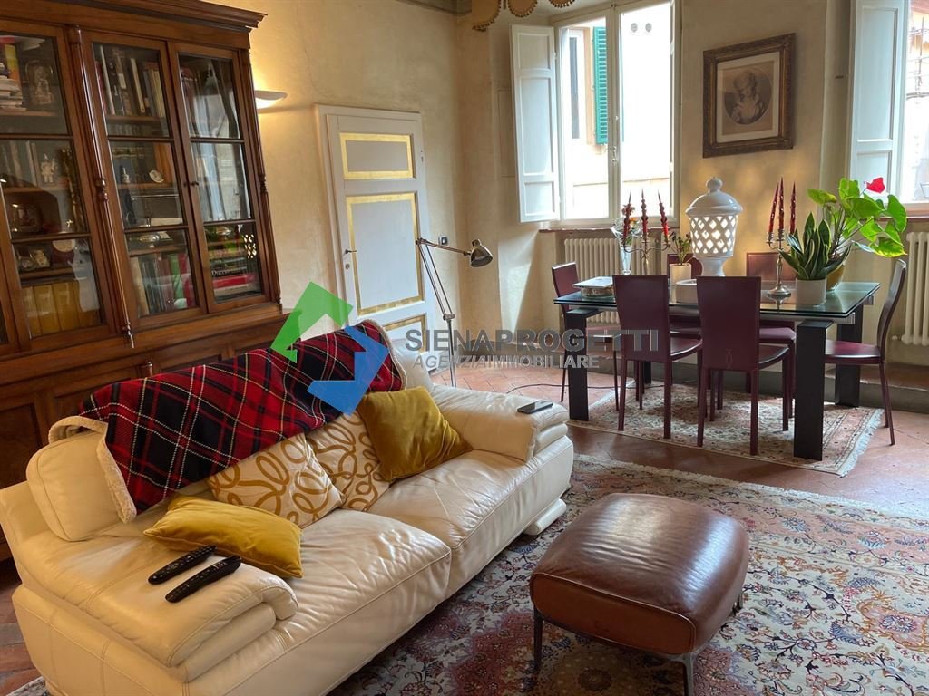 Apartment in Historic Center, Siena, Tuscany 5 - 15711076
