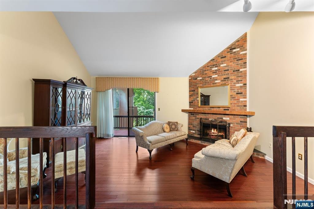 Condo in Secaucus, New Jersey, United States 5 - 15709290