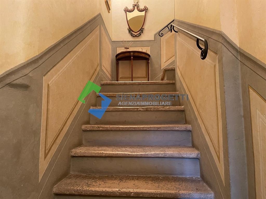 Apartment in Historic Center, Siena, Tuscany 1 - 15711076