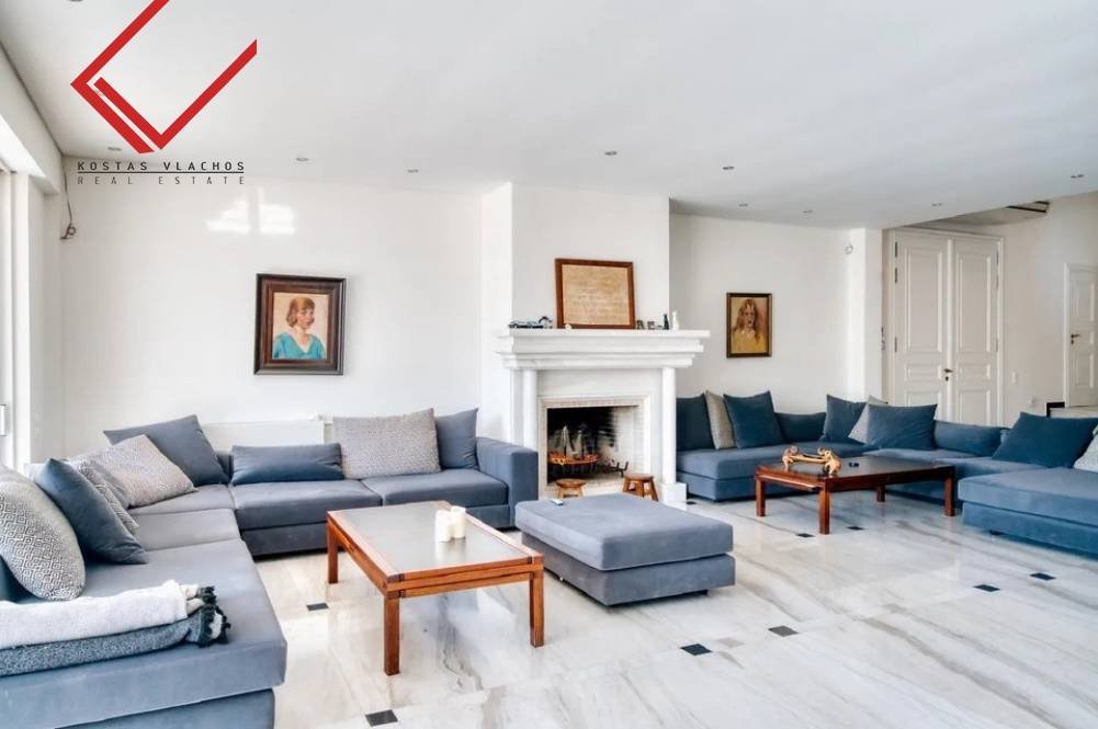 House in Vouliagmeni, Attica, Greece 1 - 15708726