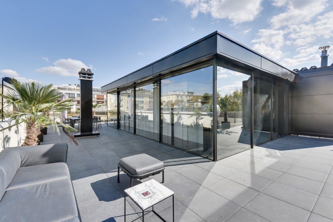 Apartment in Saint James-Delabordère, Neuilly-sur-Seine, France 1 - 15708546