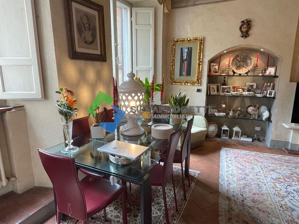 Apartment in Historic Center, Siena, Tuscany 3 - 15711076