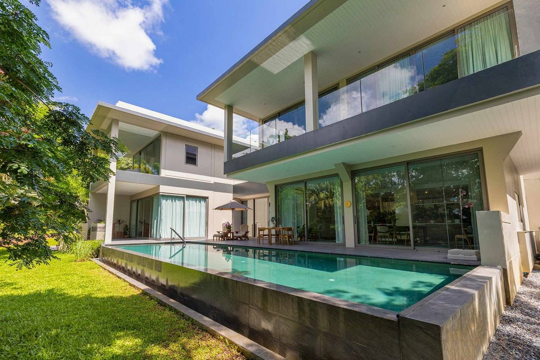 Villa in Phuket, Thalang District, Thailand 2 - 15713032