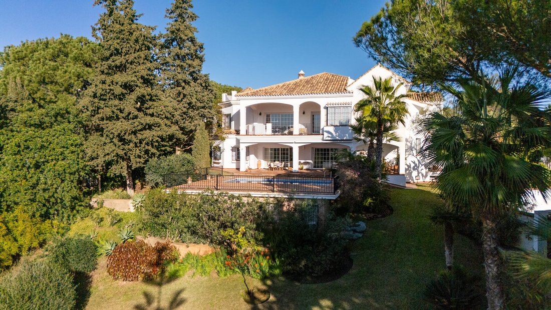 Villa in Marbella, Andalusia, Spain 1 - 15714117