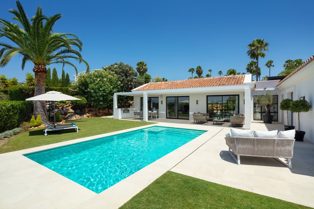 Villa in Nueva Andalucia, Marbella, Spain 1 - 15709423