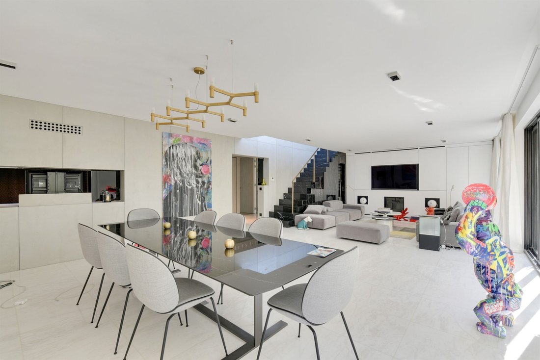Apartment in Saint James-Delabordère, Neuilly-sur-Seine, France 5 - 15708546