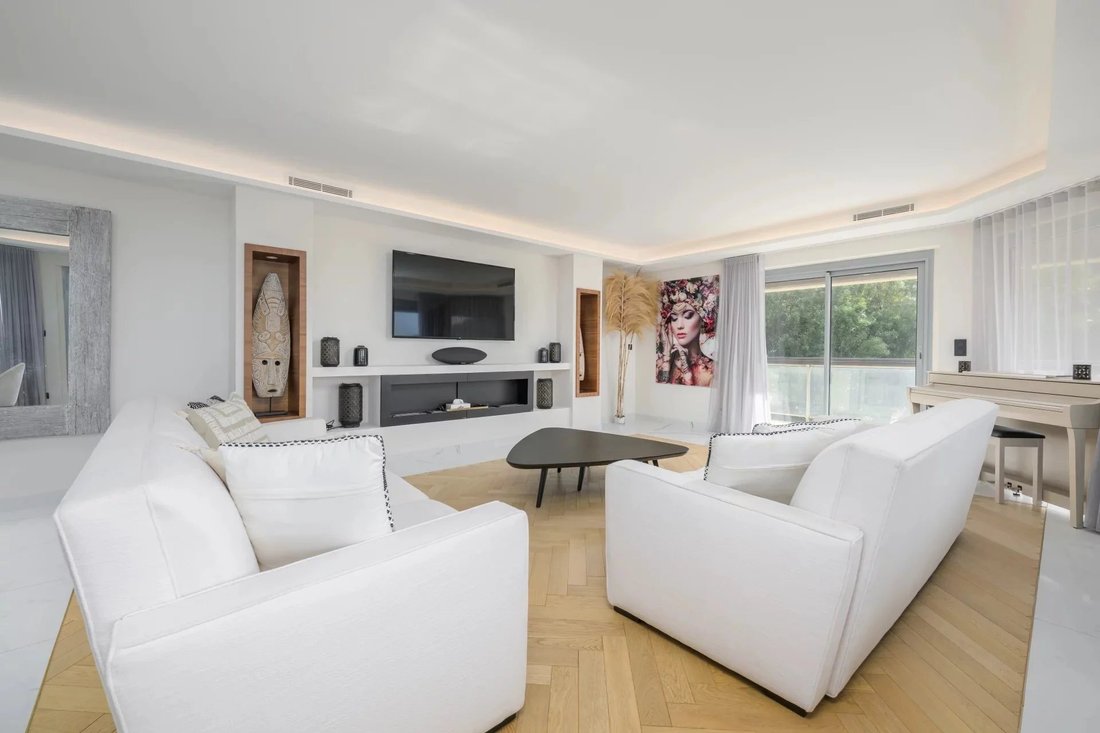 Apartment in Maurice Jeanpierre, Le Cannet, France 2 - 15708535