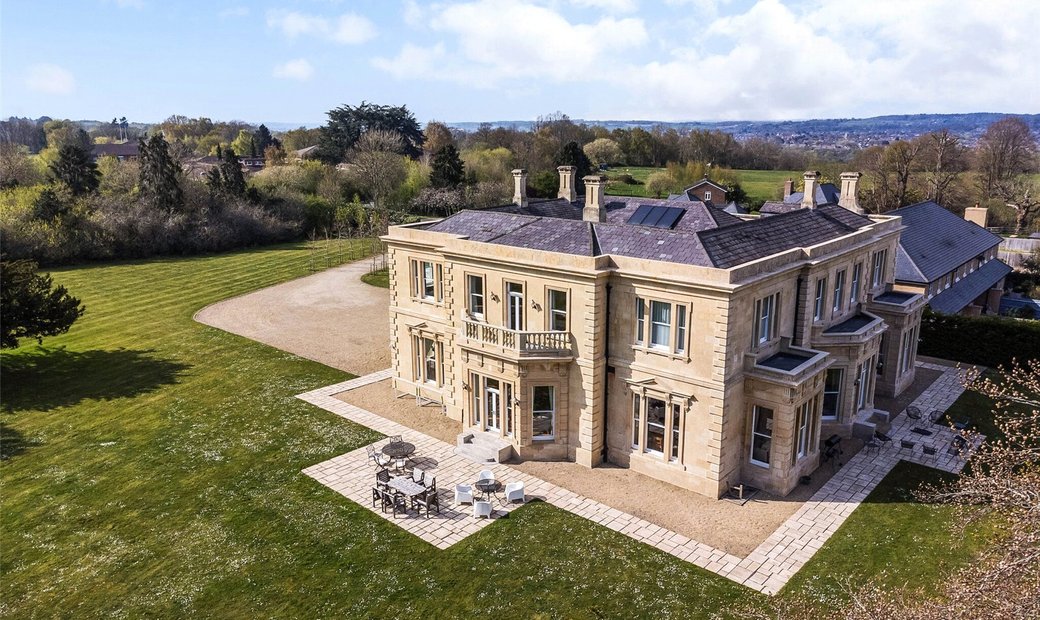 Crookham Hill, Crookham Common, Thatcham, In Thatcham, England, United ...