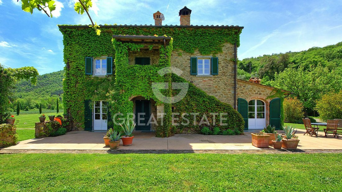Estate in Center, Cortona, Tuscany 4 - 15711599