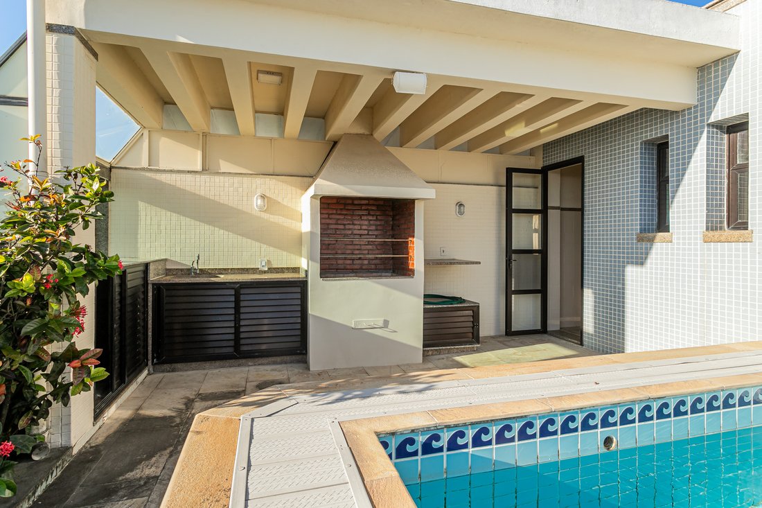 House in Rio de Janeiro, State of Rio de Janeiro, Brazil 2 - 15714728