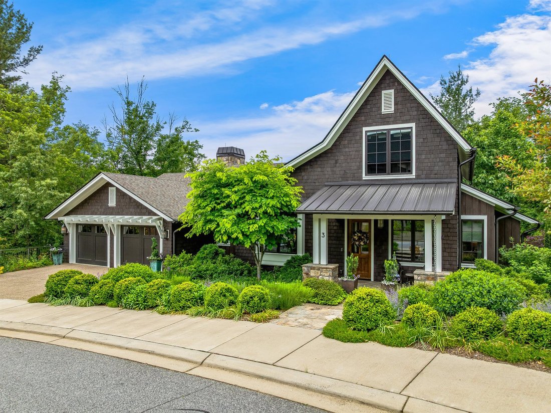 House in Asheville, North Carolina, United States 1 - 15712038