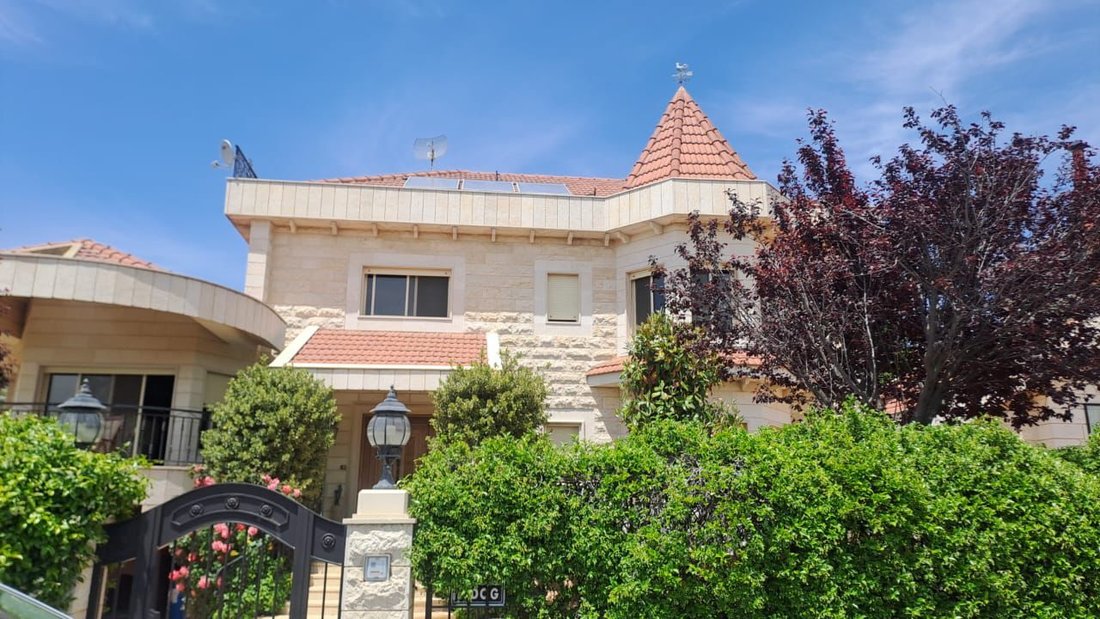 Villa in Kfour, Mount Lebanon Governorate, Lebanon 5 - 15759953