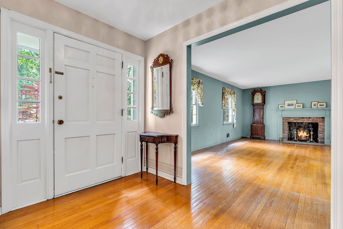 House in North Middletown, New Jersey, United States 2 - 15709799
