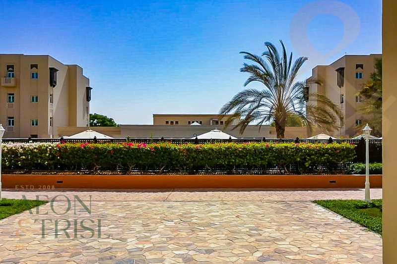 Apartment in Al Furjan, Dubai, United Arab Emirates 2 - 15708697
