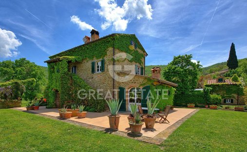 Estate in Center, Cortona, Tuscany 1