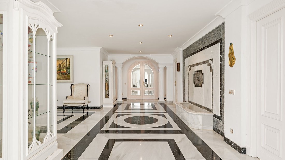 Penthouse in Marbella, Andalusia, Spain 5 - 15709245