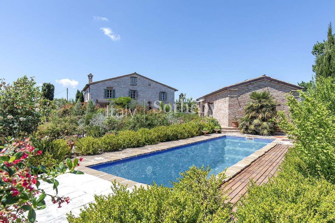 House in Pergola, Marche, Italy 2 - 15708573