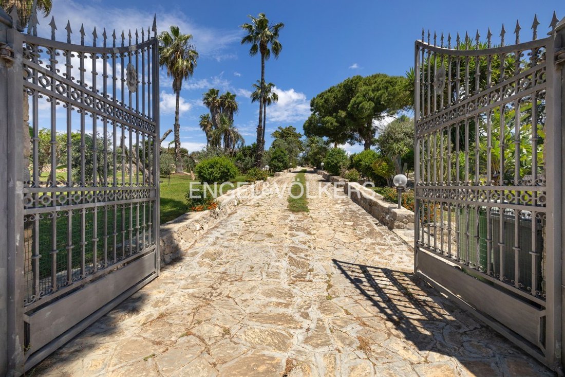 Villa in Ugento, Apulia, Italy 1 - 15714997