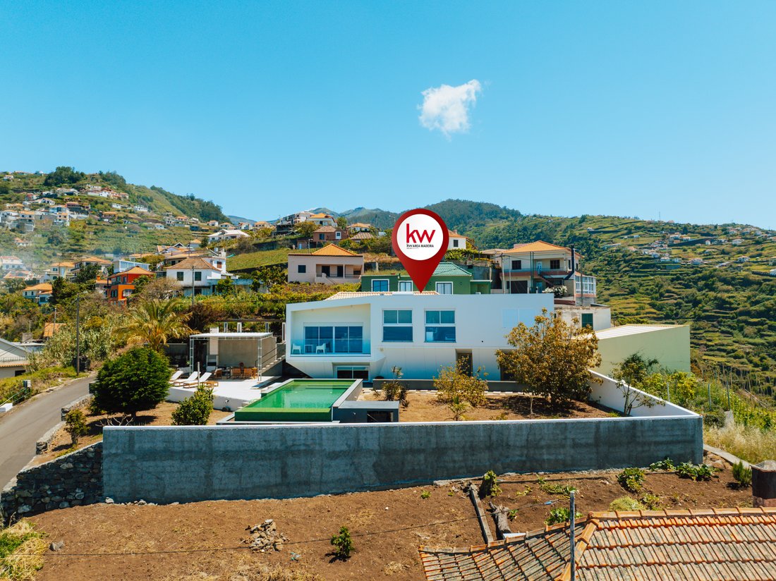 Villa in Ponta do Sol, Autonome Region Madeira, Portugal 3 - 15719764