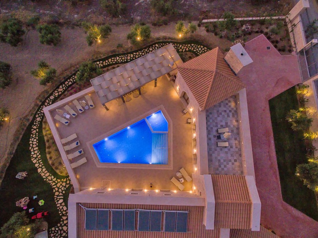 Villa in Crete, Greece 4 - 15721419