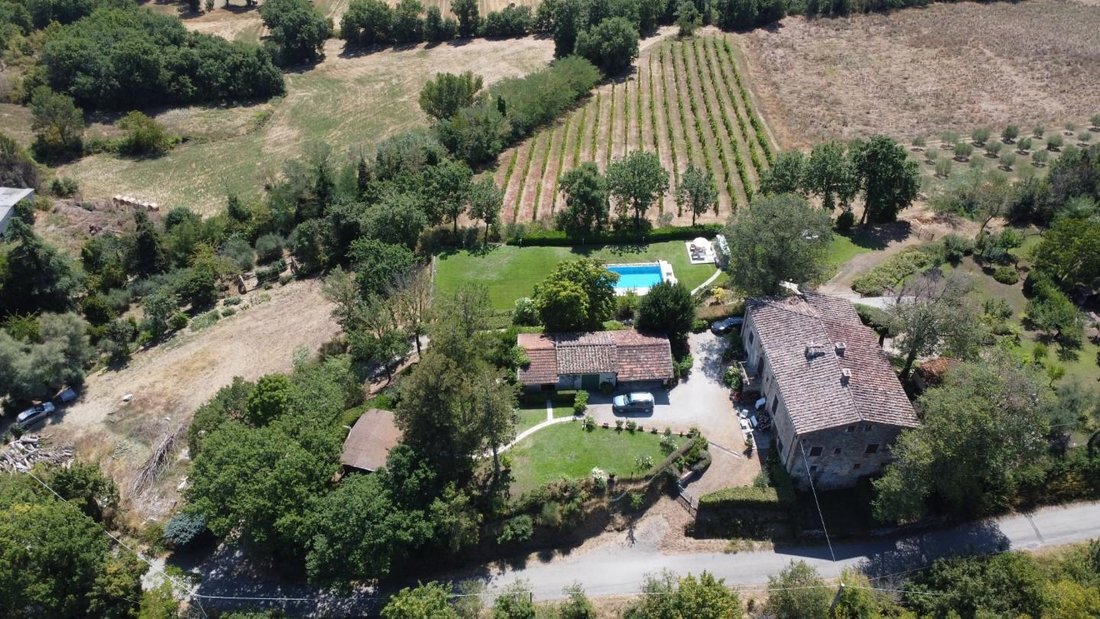 Farm Ranch in Monterchi, Tuscany, Italy 2 - 15716395