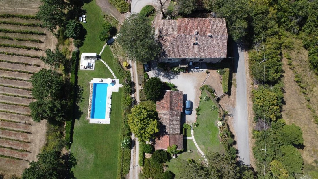 Farm Ranch in Monterchi, Tuscany, Italy 3 - 15716395