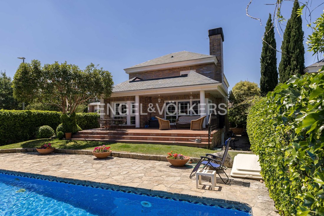 House in Las Rozas de Madrid, Comunidad de Madrid, Spain 2 - 15716921
