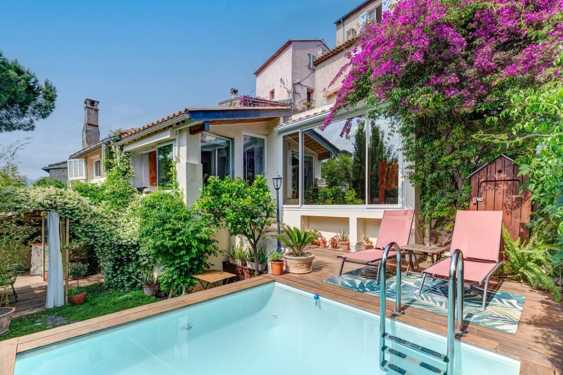 House in Val Fleuri-Montaleigne, Cagnes-sur-Mer, France 1 - 15722815