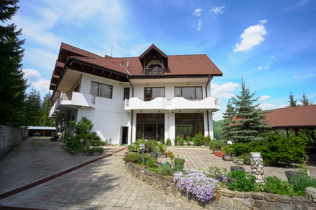Grozăvești, Neamț County, Romania 3 - 14236376