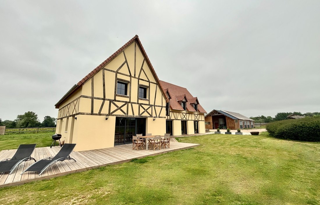House in Trouville-sur-Mer, Normandy, France 1 - 15716258